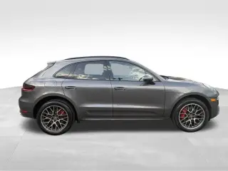 2015 PORSCHE MACAN