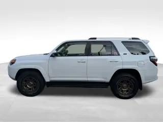 2020 TOYOTA 4RUNNER