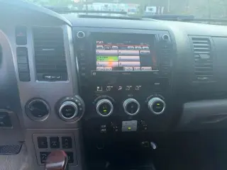 2011 Toyota Sequoia