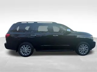 2011 Toyota Sequoia