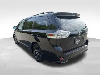 2012 Toyota Sienna