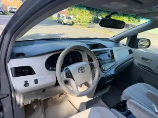 2013 Toyota Sienna