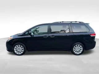 2012 Toyota Sienna