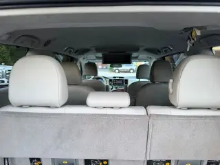 2012 Toyota Sienna