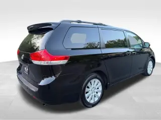 2012 Toyota Sienna