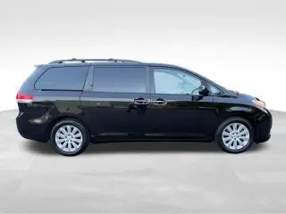 2012 Toyota Sienna