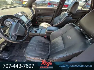 2014 Chrysler 300 Series S