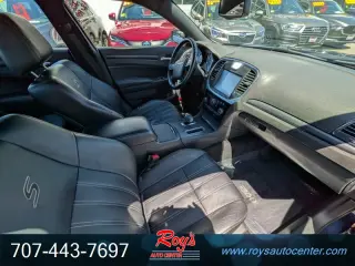 2014 Chrysler 300 Series S