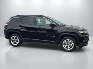 Jeep Compass 2025 4x4 Latitude 4dr SUV