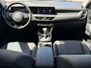 Kia Seltos 2024 EX 4dr SUV