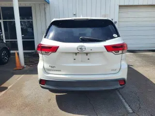 Toyota Highlander 2018 XLE 4dr SUV