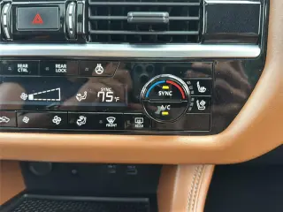 Nissan Pathfinder 2023 AWD Platinum 4dr SUV