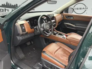 Nissan Pathfinder 2023 AWD Platinum 4dr SUV