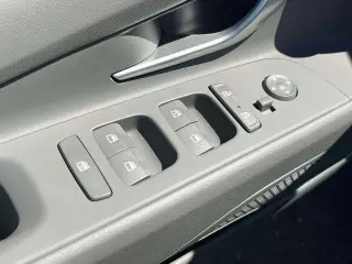 Hyundai ELANTRA 2023 SEL 4dr Sedan