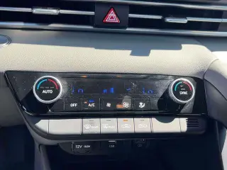 Hyundai ELANTRA 2023 SEL 4dr Sedan