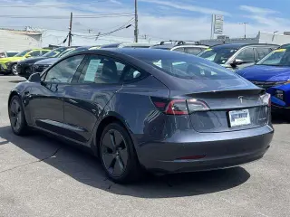 Tesla Model 3 2022 AWD Long Range 4dr Sedan