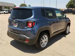 Jeep Renegade 2023 4x4 Latitude 4dr SUV