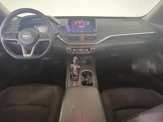 Nissan Altima 2019 2.5 SV 4dr Sedan