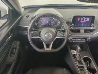 Nissan Altima 2019 2.5 SV 4dr Sedan