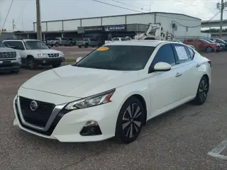 Nissan Altima 2019 2.5 SV 4dr Sedan