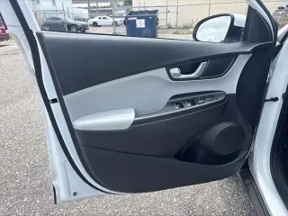 Hyundai KONA 2023 SEL 4dr Crossover