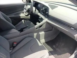 Hyundai ELANTRA 2025 SEL Sport 4dr Sedan