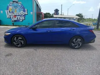 Hyundai ELANTRA 2025 SEL Sport 4dr Sedan