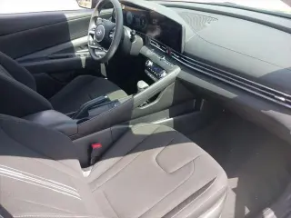 Hyundai ELANTRA 2024 SEL 4dr Sedan