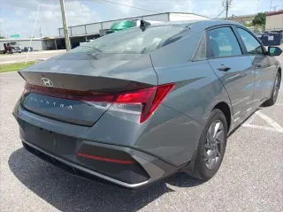 Hyundai ELANTRA 2024 SEL 4dr Sedan