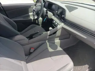 Hyundai ELANTRA 2025 SE 4dr Sedan
