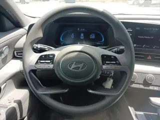 Hyundai ELANTRA 2025 SE 4dr Sedan