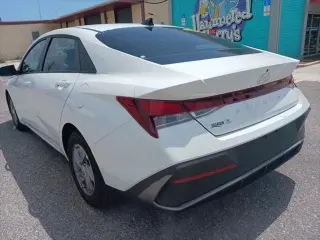Hyundai ELANTRA 2025 SE 4dr Sedan