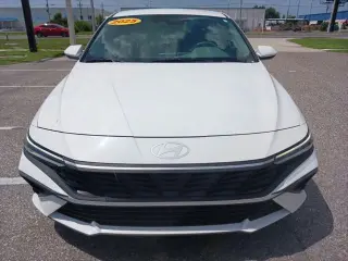 Hyundai ELANTRA 2025 SE 4dr Sedan