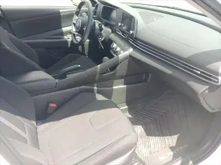 Hyundai ELANTRA 2025 SE 4dr Sedan