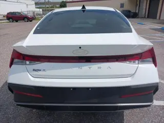 Hyundai ELANTRA 2025 SE 4dr Sedan