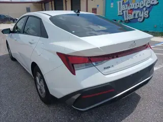 Hyundai ELANTRA 2025 SE 4dr Sedan