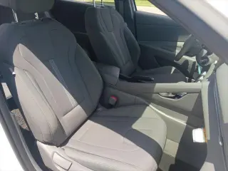 Hyundai ELANTRA 2025 SE 4dr Sedan