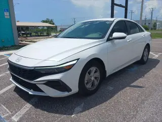 Hyundai ELANTRA 2025 SE 4dr Sedan