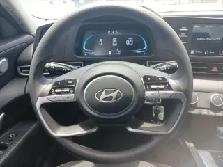 Hyundai ELANTRA 2025 SE 4dr Sedan