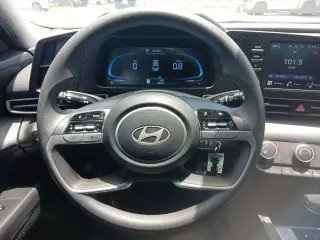 Hyundai ELANTRA 2025 SE 4dr Sedan