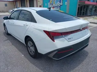 Hyundai ELANTRA 2025 SE 4dr Sedan