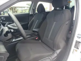 Hyundai ELANTRA 2025 SE 4dr Sedan