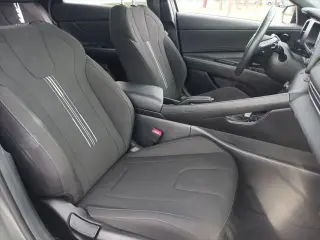 Hyundai ELANTRA 2025 SEL Sport 4dr Sedan