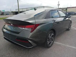 Hyundai ELANTRA 2025 SEL Sport 4dr Sedan