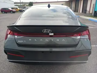 Hyundai ELANTRA 2025 SEL Sport 4dr Sedan