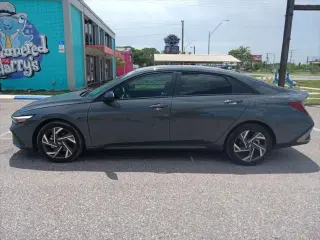 Hyundai ELANTRA 2025 SEL Sport 4dr Sedan