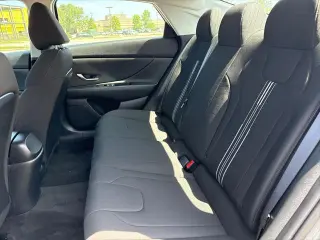 Hyundai ELANTRA 2023 SEL 4dr Sedan