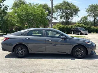 Hyundai ELANTRA 2023 SEL 4dr Sedan