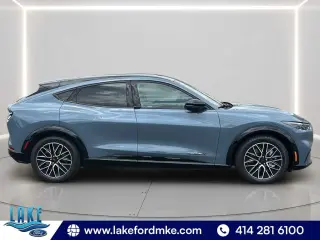 Ford Mustang Mach-E 2024 AWD Premium 4dr SUV