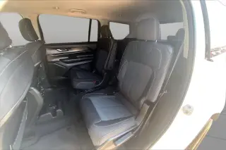 Jeep Grand Cherokee L 2023 4x2 Laredo X 4dr SUV